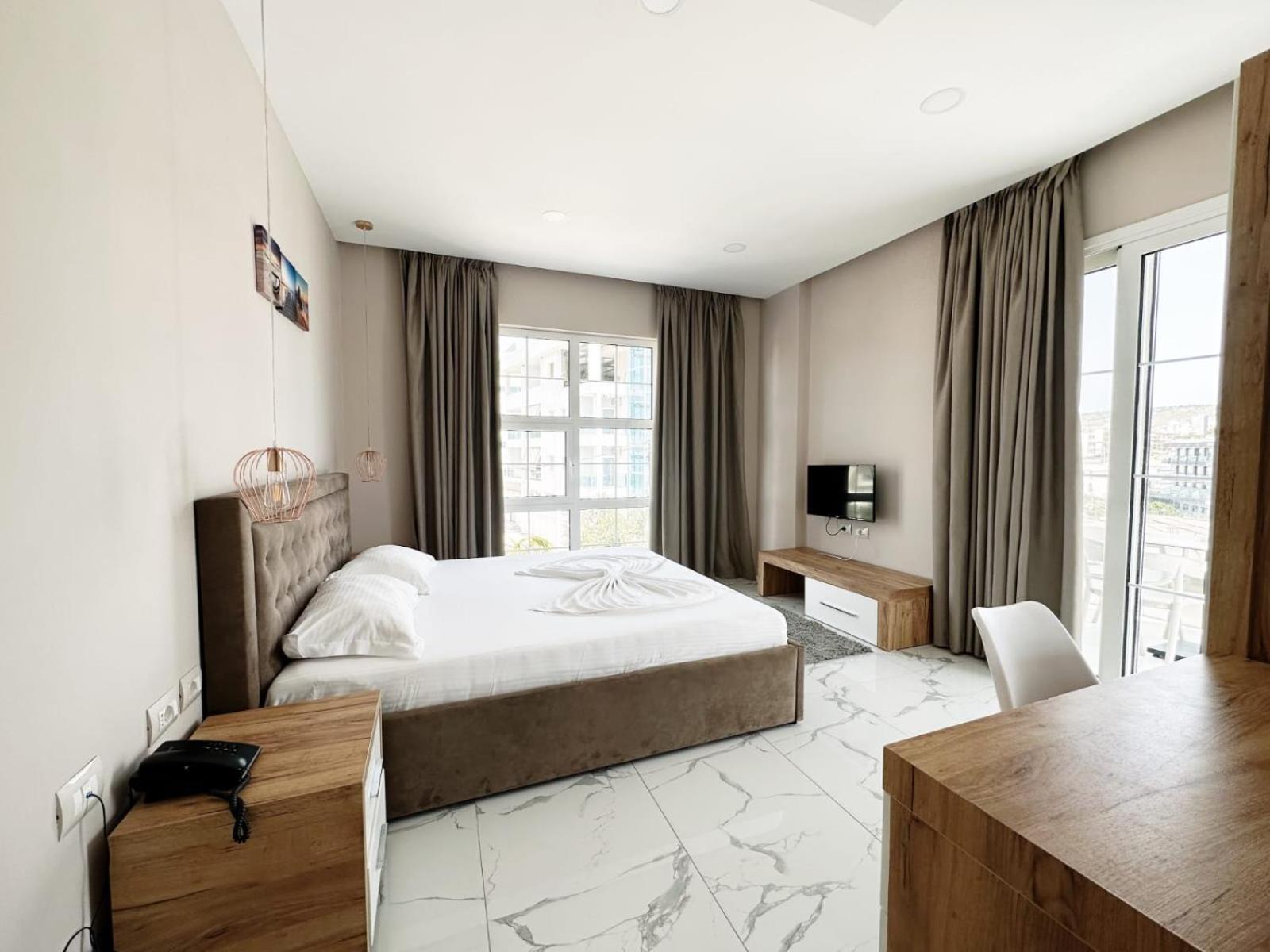 Hotel Ujvara Ksamil Buitenkant foto
