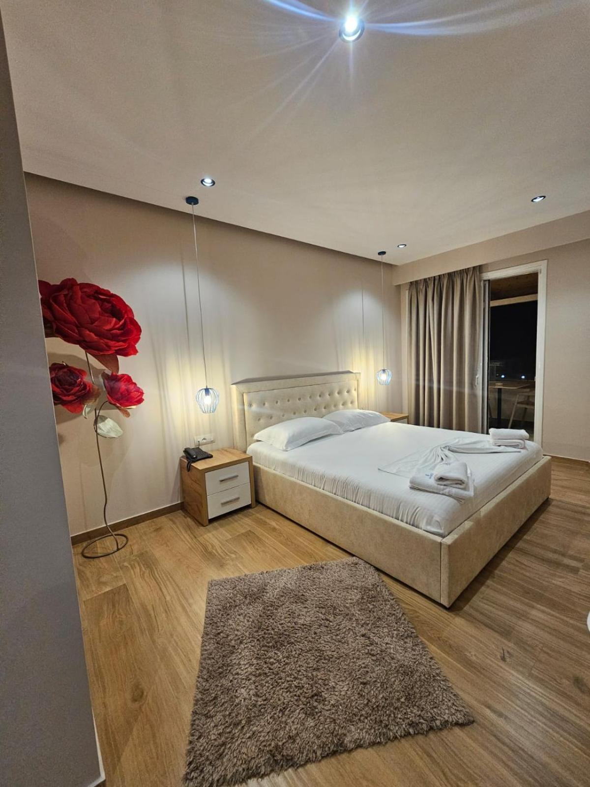 Hotel Ujvara Ksamil Buitenkant foto